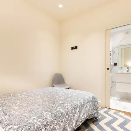 Luxury Guggenheim Museum Appartement *